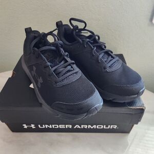 Under Armour Charged Assert 10 Black Athletic Shoes